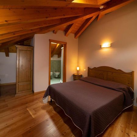 Albergo Parigi Arsie Exteriér fotografie
