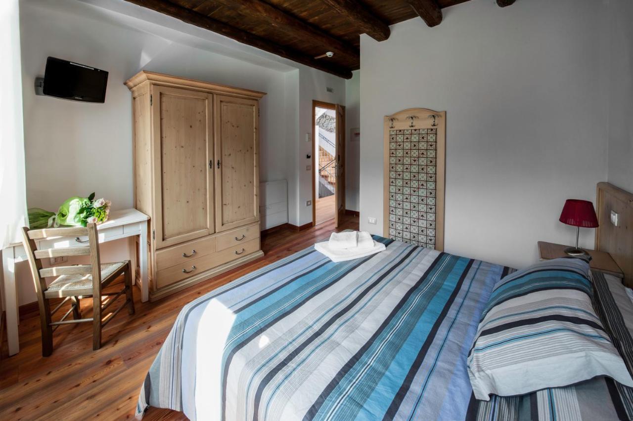 Albergo Parigi Arsie Exteriér fotografie